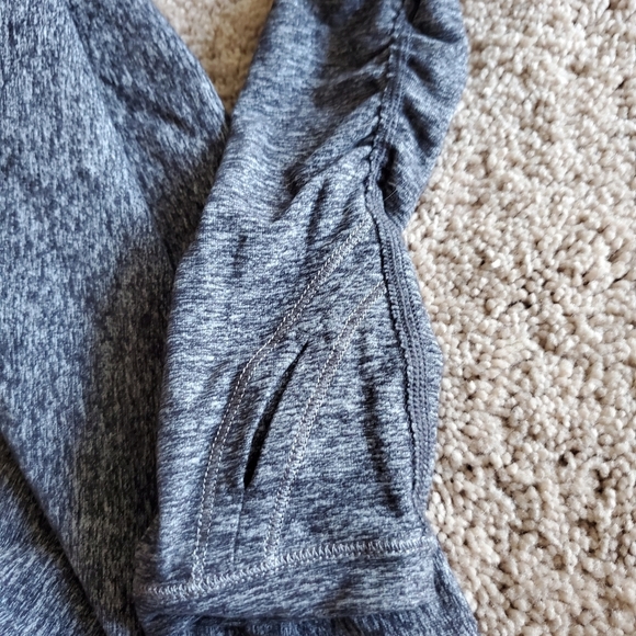 Ivivva Four Count Shrug Size 14 - Picture 7 of 9